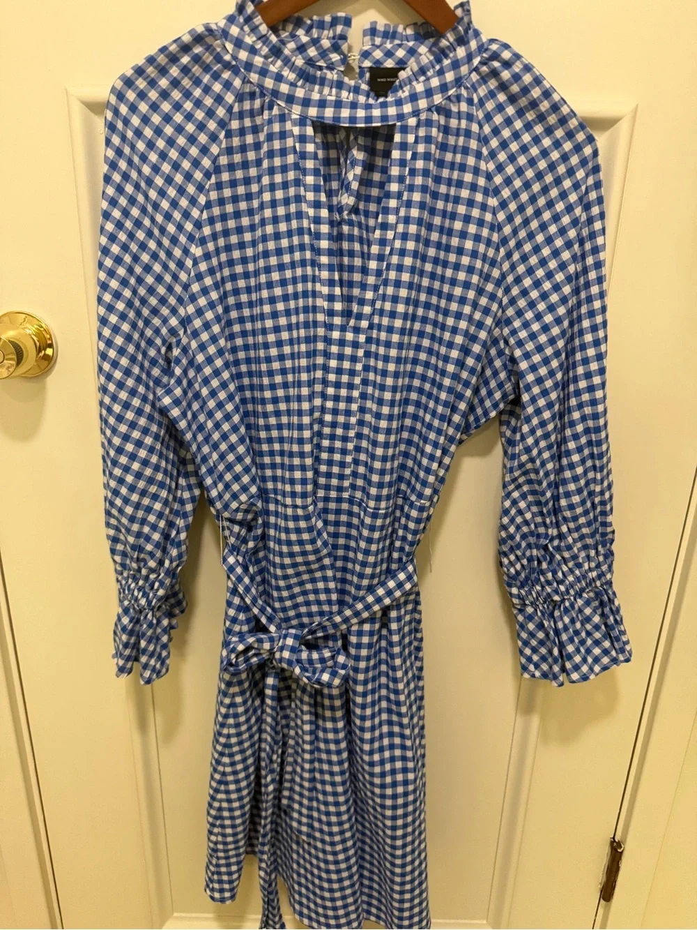 Who What Wear Blue & White Sz L Gingham Ruffle Neck Keyhole Dress